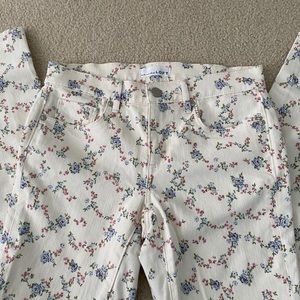 💥Closet Cleanout💥 Floral Print Skinny Jeans